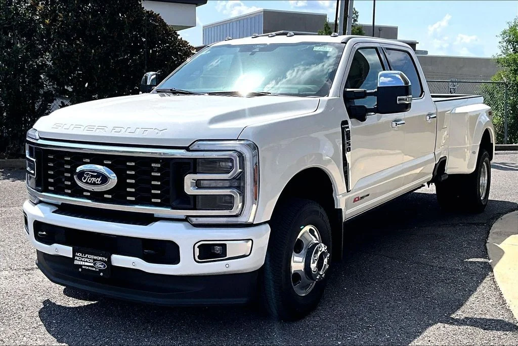 2026 Ford Super Duty F-350 Platinum