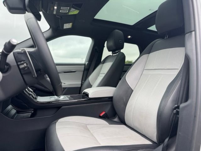 Certified Used 2023 White Land Rover Dynamic image 13