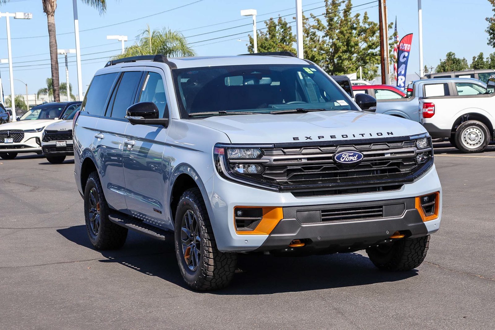 New 2027 Gray Ford Tremor image 3