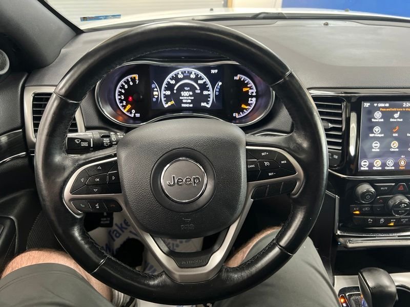 Used 2020 White Jeep Limited image 25