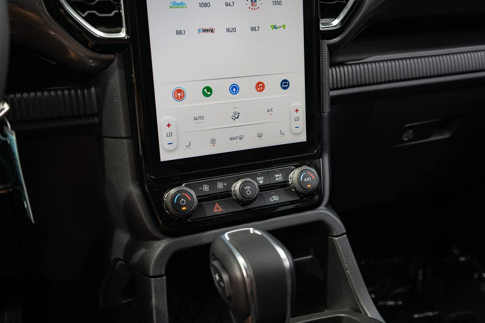 New 2026 Avalanche Ford XLT image 25