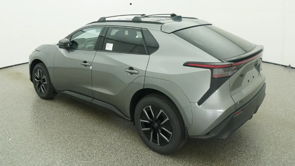 New 2026 Heavy Metal Toyota XLE image 23
