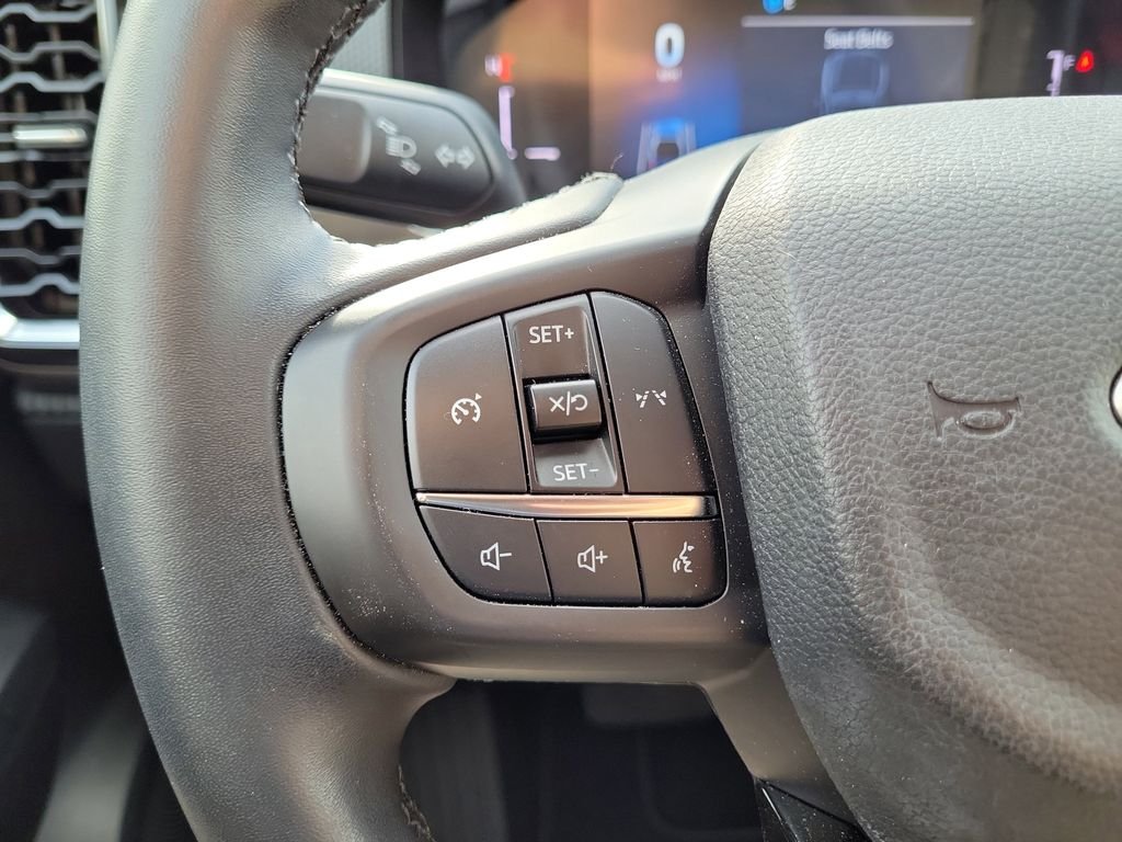 Used 2024 Red Ford XLT image 26