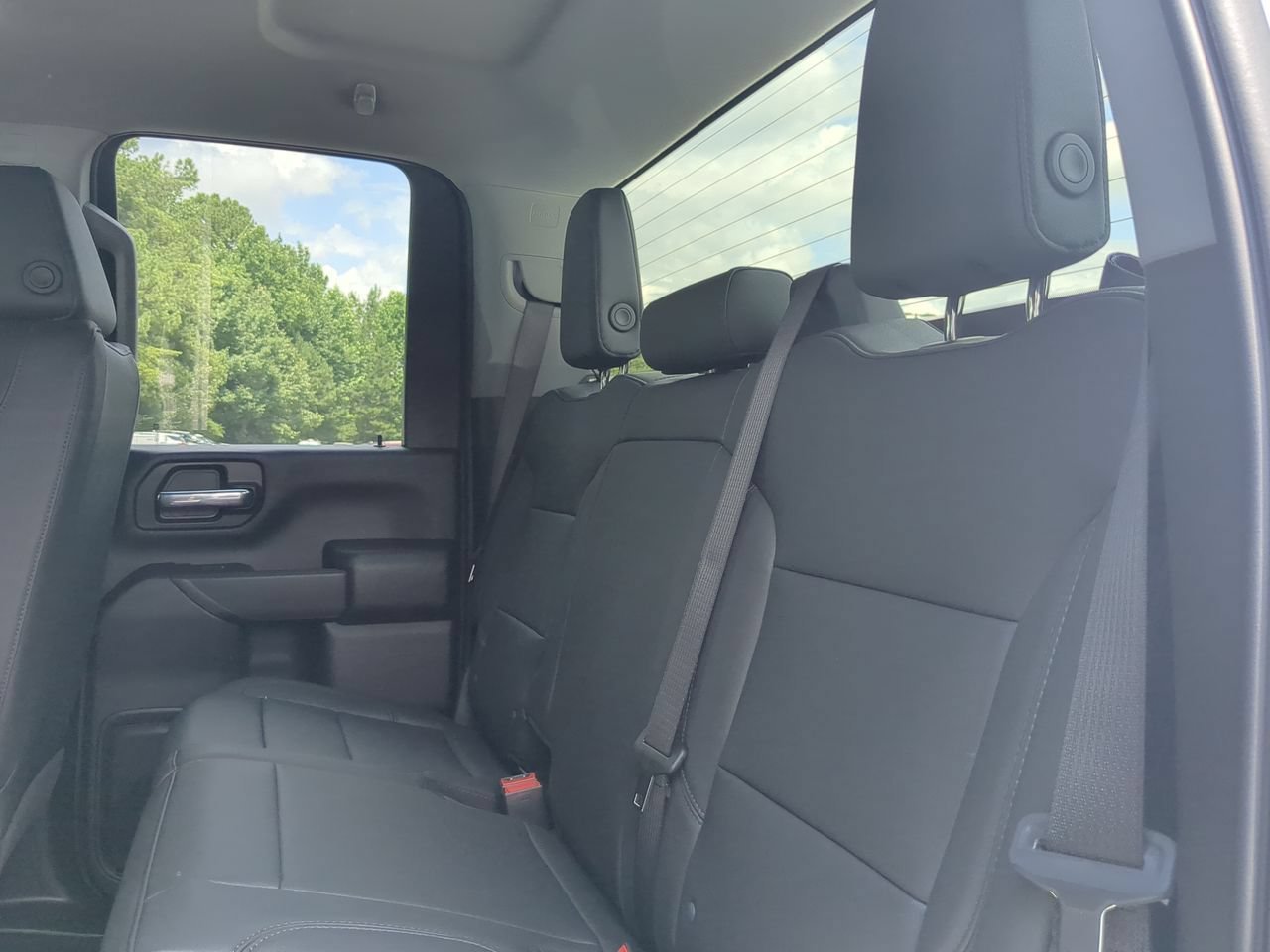 New 2026 Summit White GMC Pro image 23