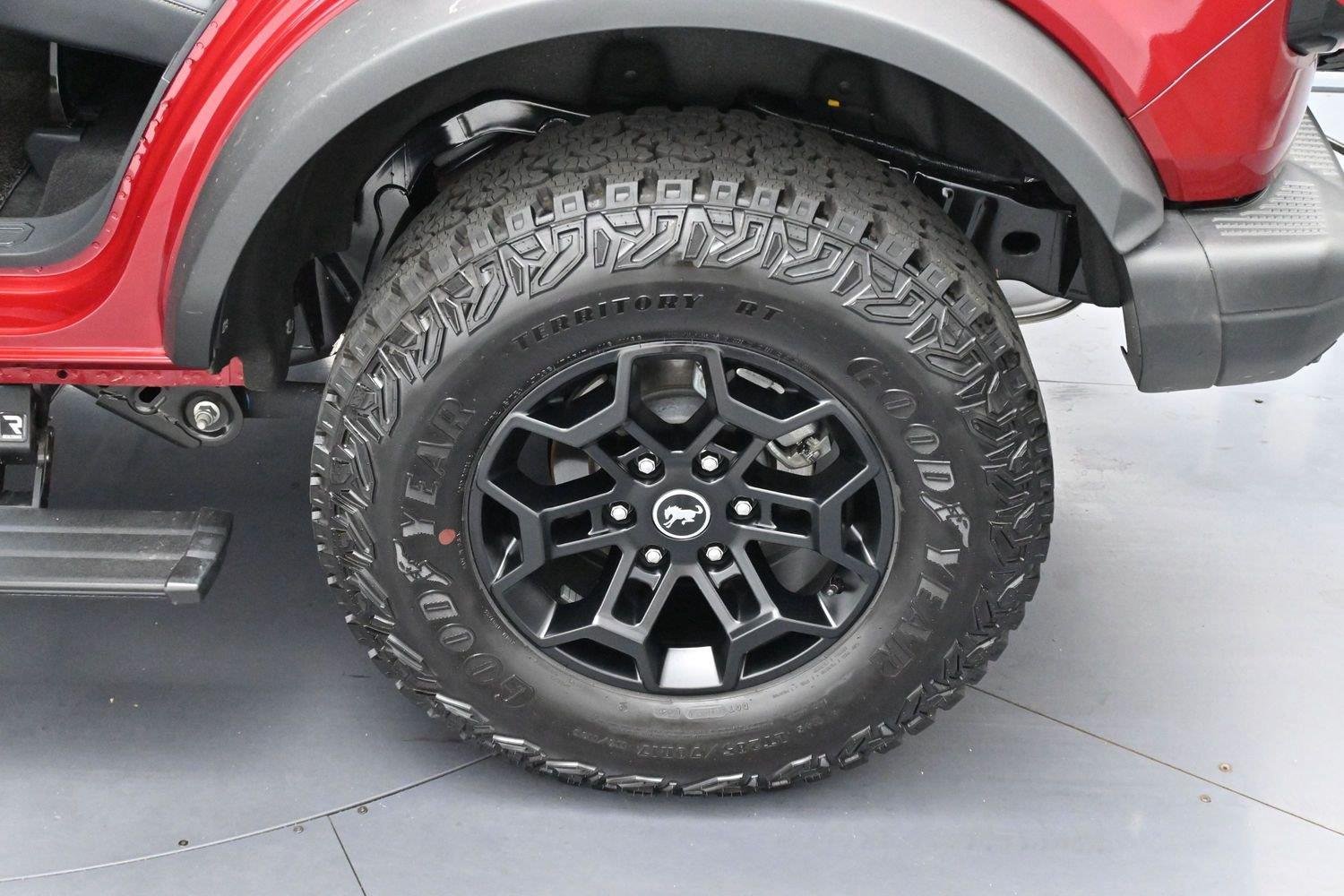 Used 2026 Ruby Red Metallic Tinted Clearcoat Ford Badlands image 32