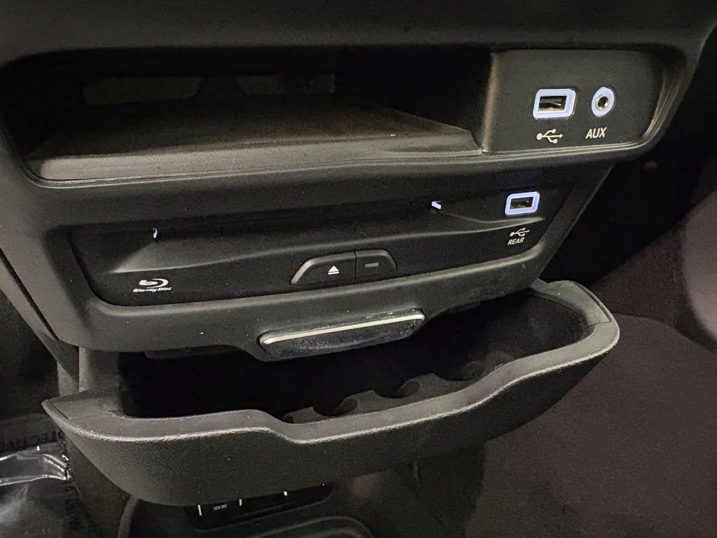 Used 2020 Black Chrysler Touring L Plus image 34
