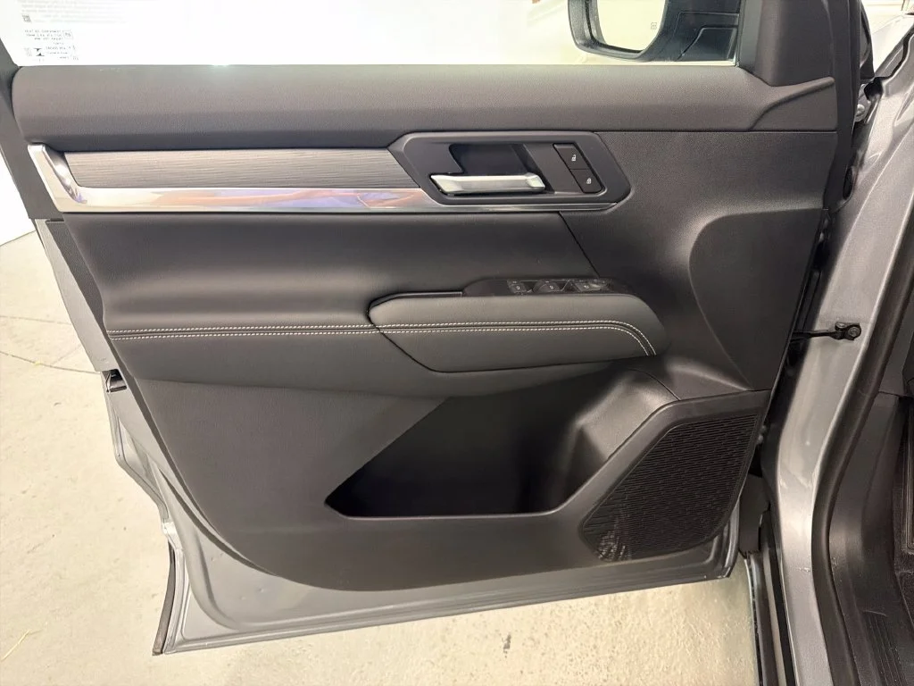 New 2027 Sterling Metallic GMC Elevation image 13