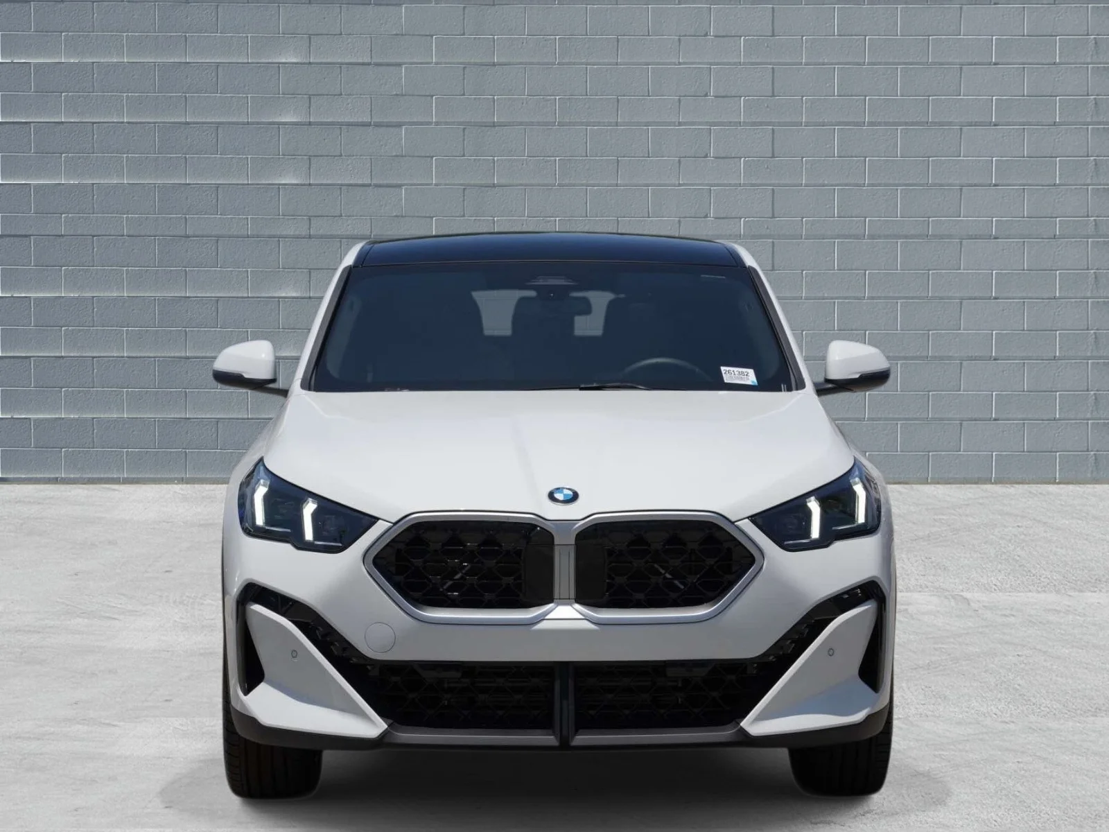 New 2026 Alpine White BMW xDrive28i image 2