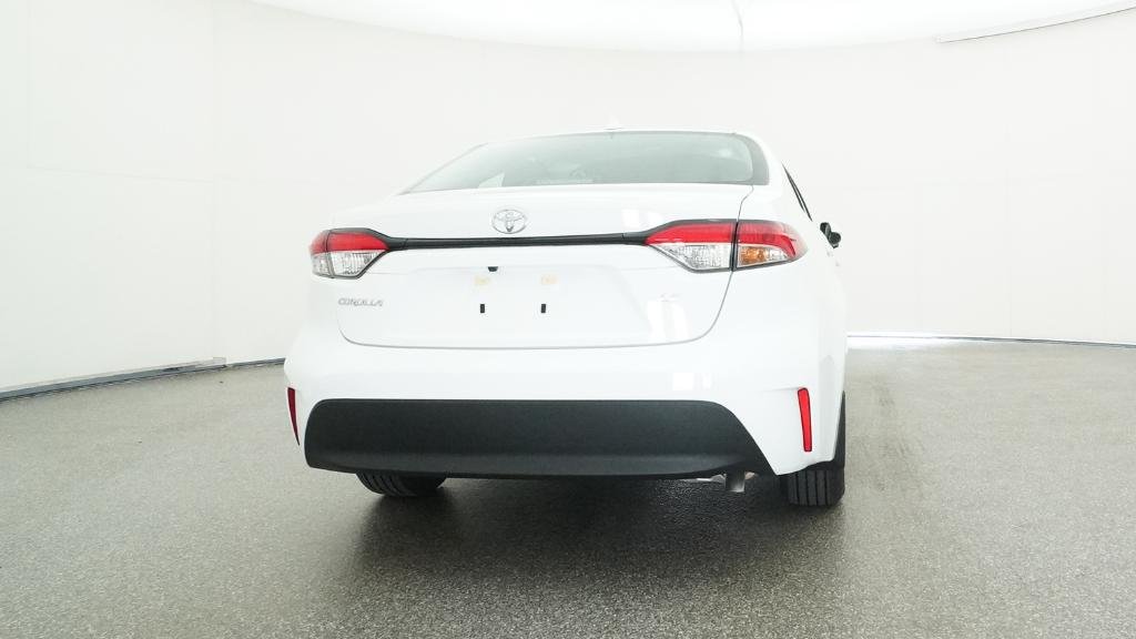 New 2025 Ice Cap Toyota LE image 21