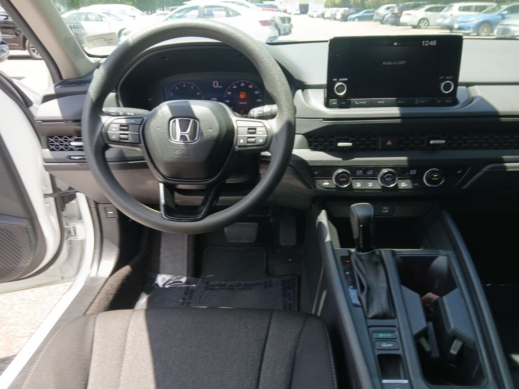 Used 2024 White Honda EX image 13