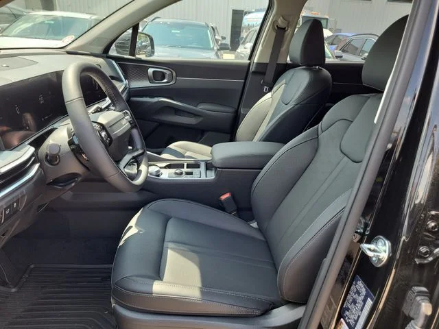 New 2026 Aurora Black Pearl Kia EX image 23