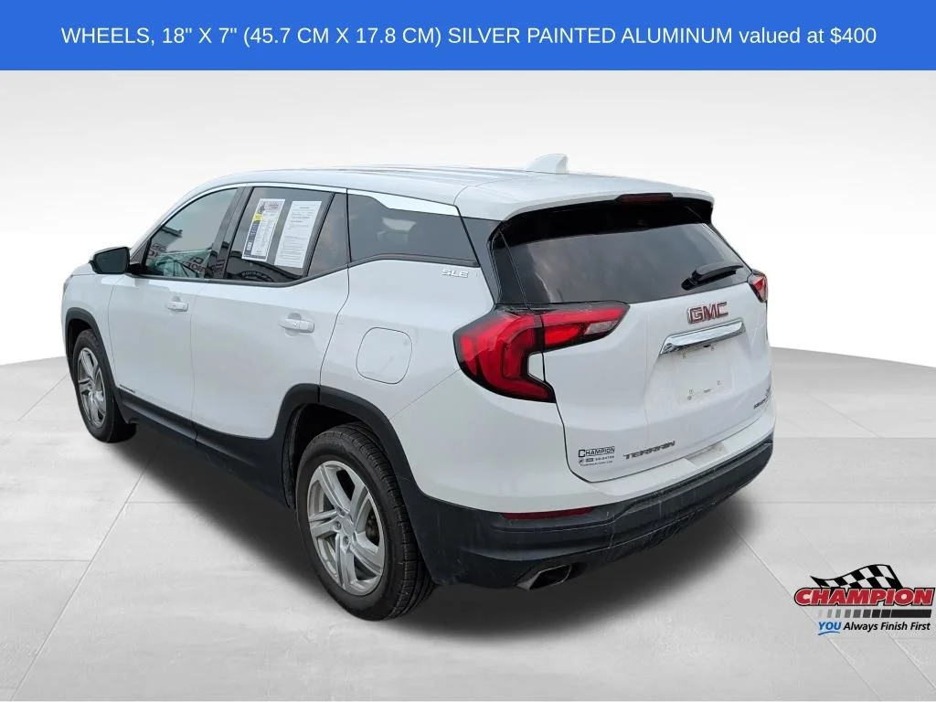 Used 2019 White GMC SLE image 3
