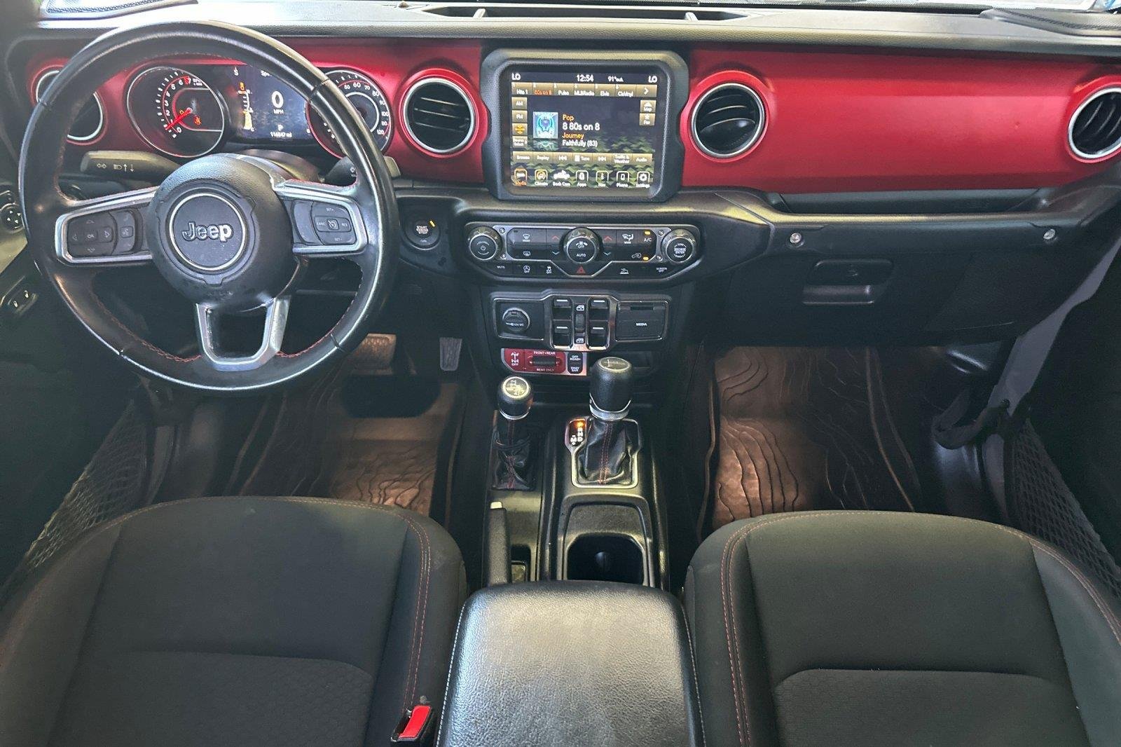 Used 2022 Sting-Gray Clearcoat Jeep Rubicon image 13