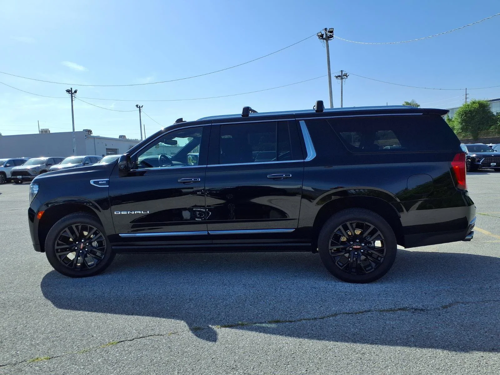 Used 2024 Onyx Black GMC Denali image 41