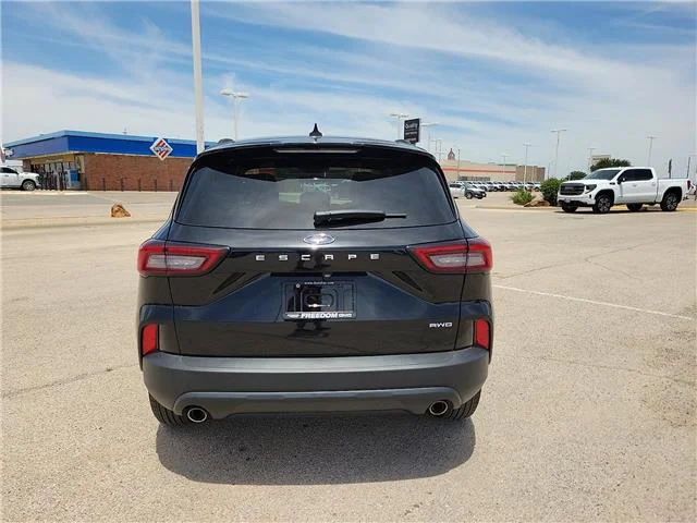 Used 2025 Agate Black Metallic Ford ST-Line All-Wheel Drive image 4
