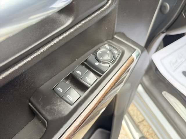 Used 2021 SATIN STEEL METALLIC Chevrolet LT image 11
