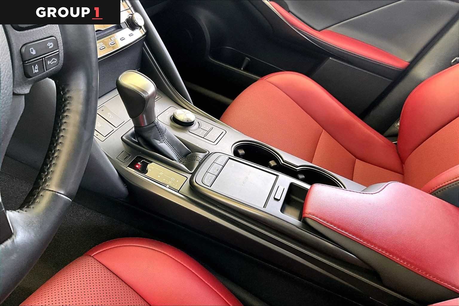 Certified Used 2025 ULTRA WHITE Lexus F SPORT Design image 15