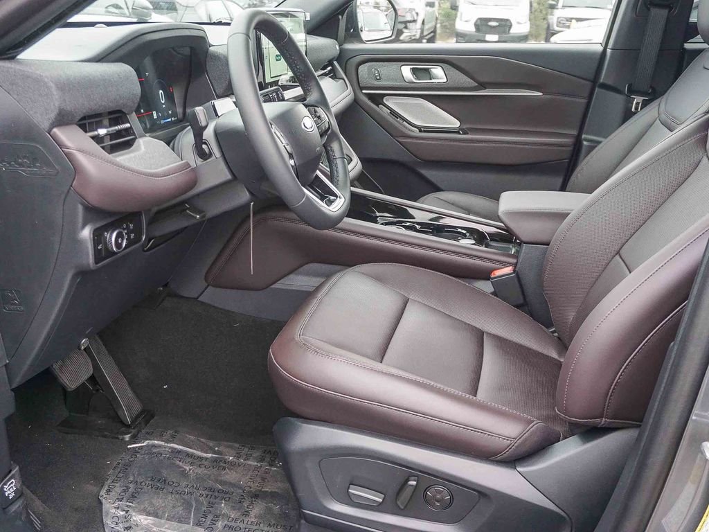 New 2026 Carbonized Gray Metallic Ford Platinum image 17