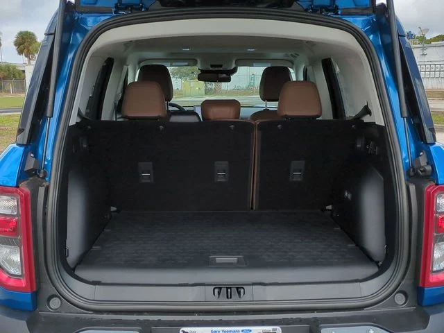 New 2026 Velocity Blue Metallic Ford Outer Banks® image 13