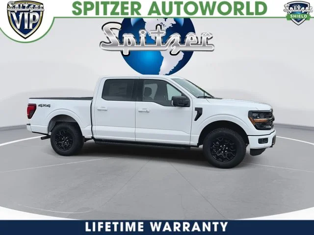 New 2026 White Ford XLT image 2