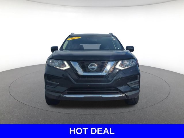 Used 2019 Nissan Rogue SV with VIN JN8AT2MV5KW390823 for sale in Merrillville, IN