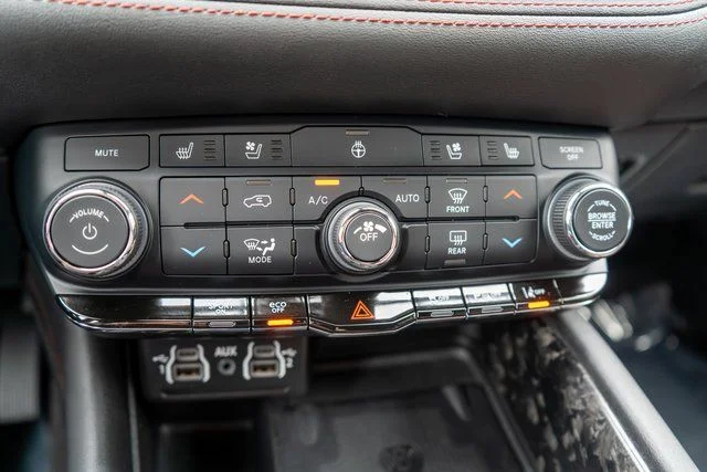 Used 2024 White Dodge R/T Premium image 34