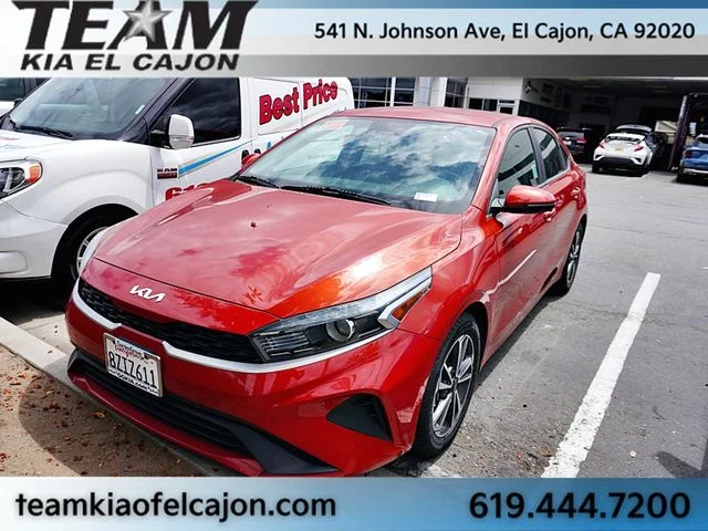 2022 Kia Forte LXS AT's photo