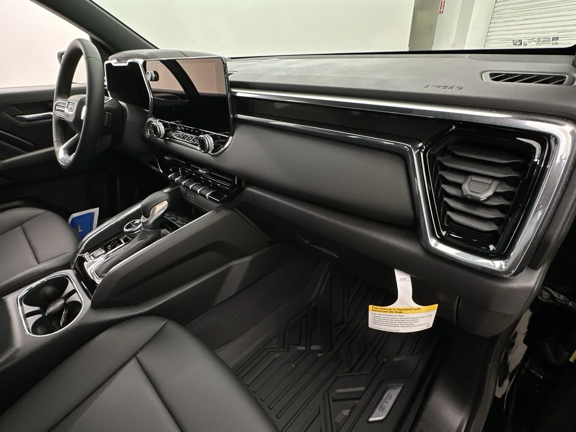 New 2026 Onyx Black GMC Elevation image 83