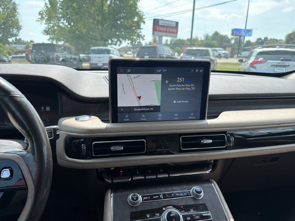Used 2020 White Lincoln Reserve image 21