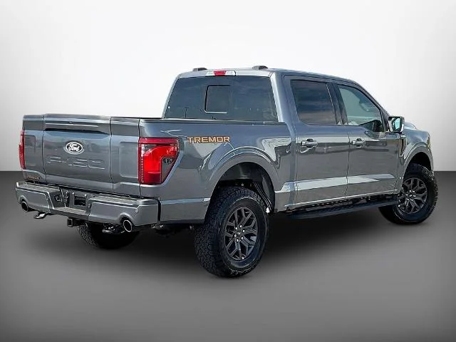 New 2026 Carbonized Gray Metallic Ford Tremor® image 50