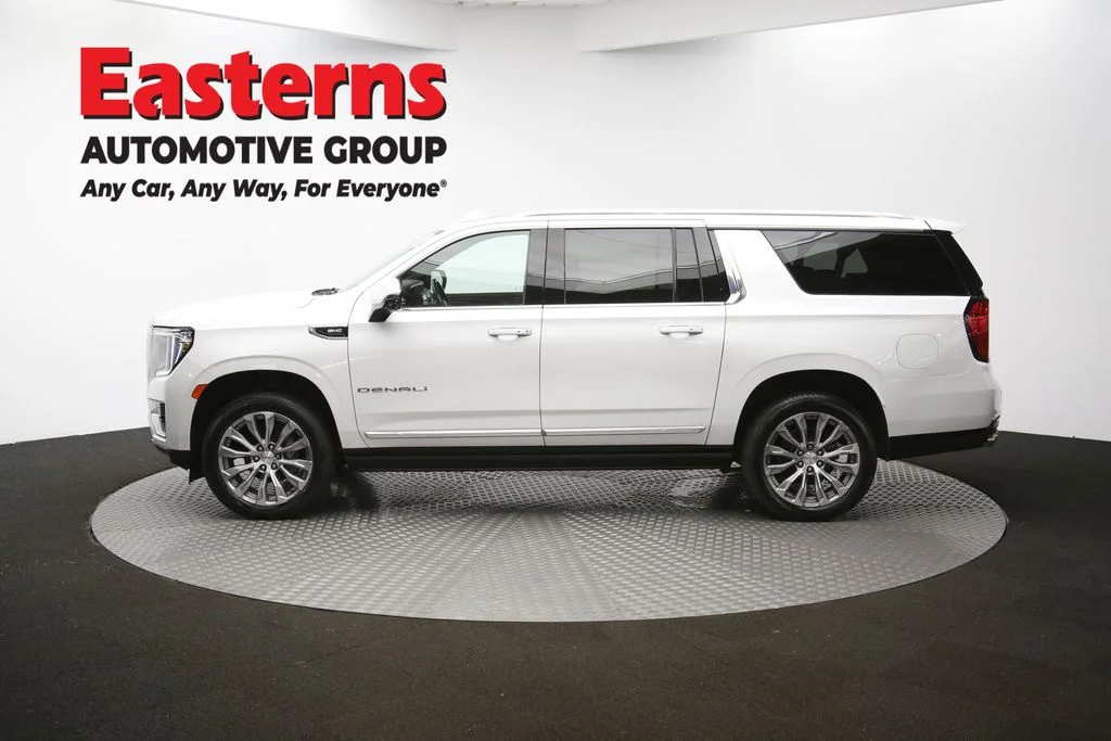 Used 2022 White GMC Denali image 66