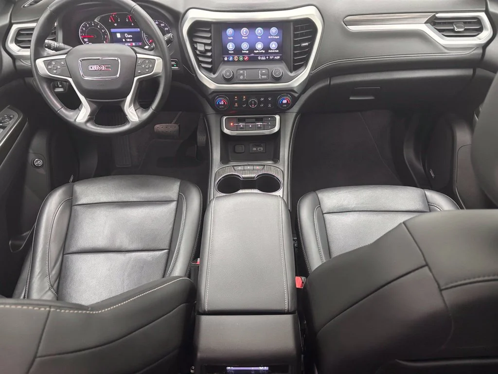 Used 2023 Silver GMC SLT image 39