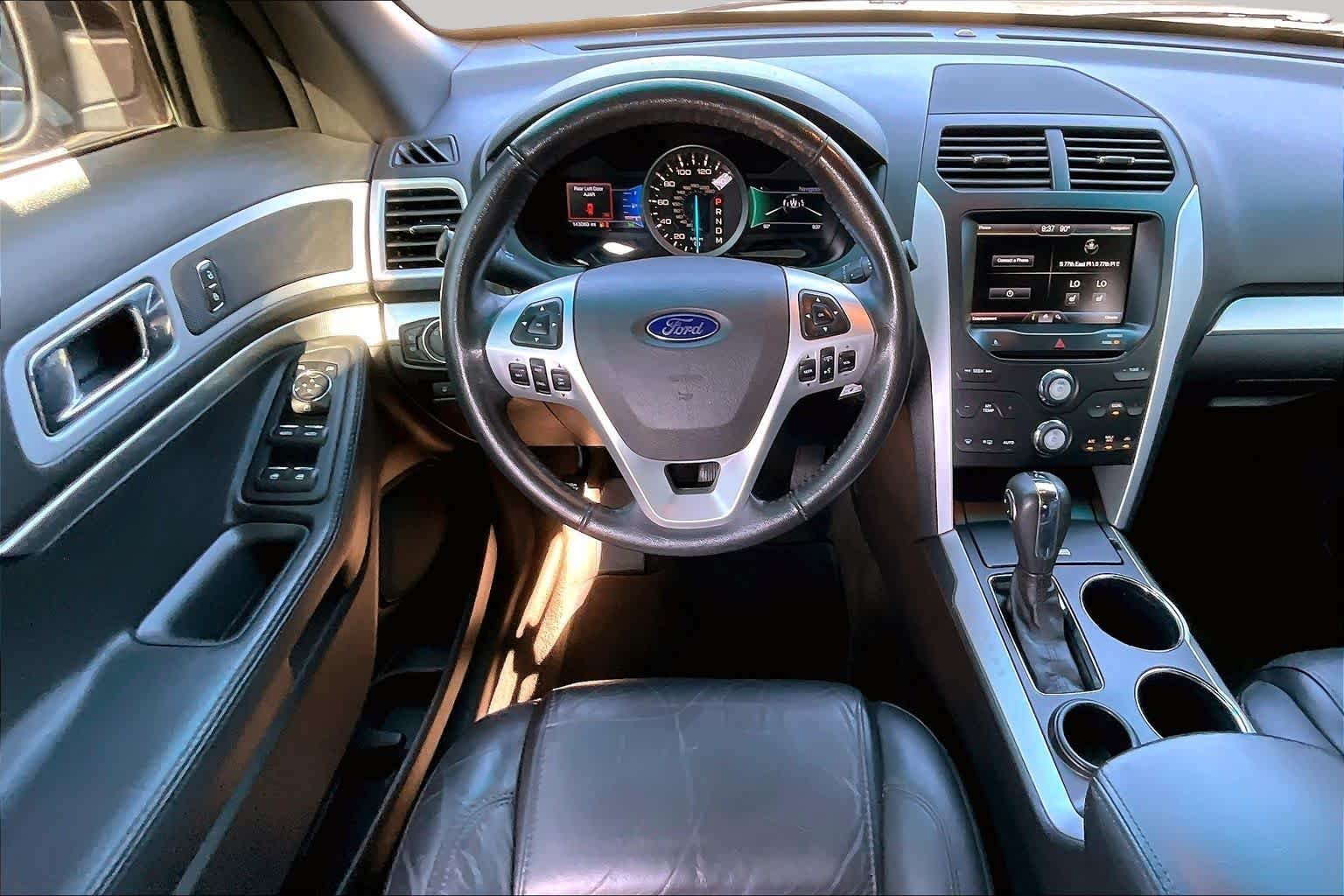 Used 2014 Sterling Gray Metallic Ford XLT image 6