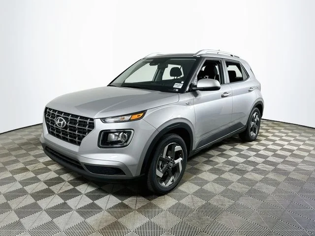 New 2026 Silver Hyundai SEL image 7