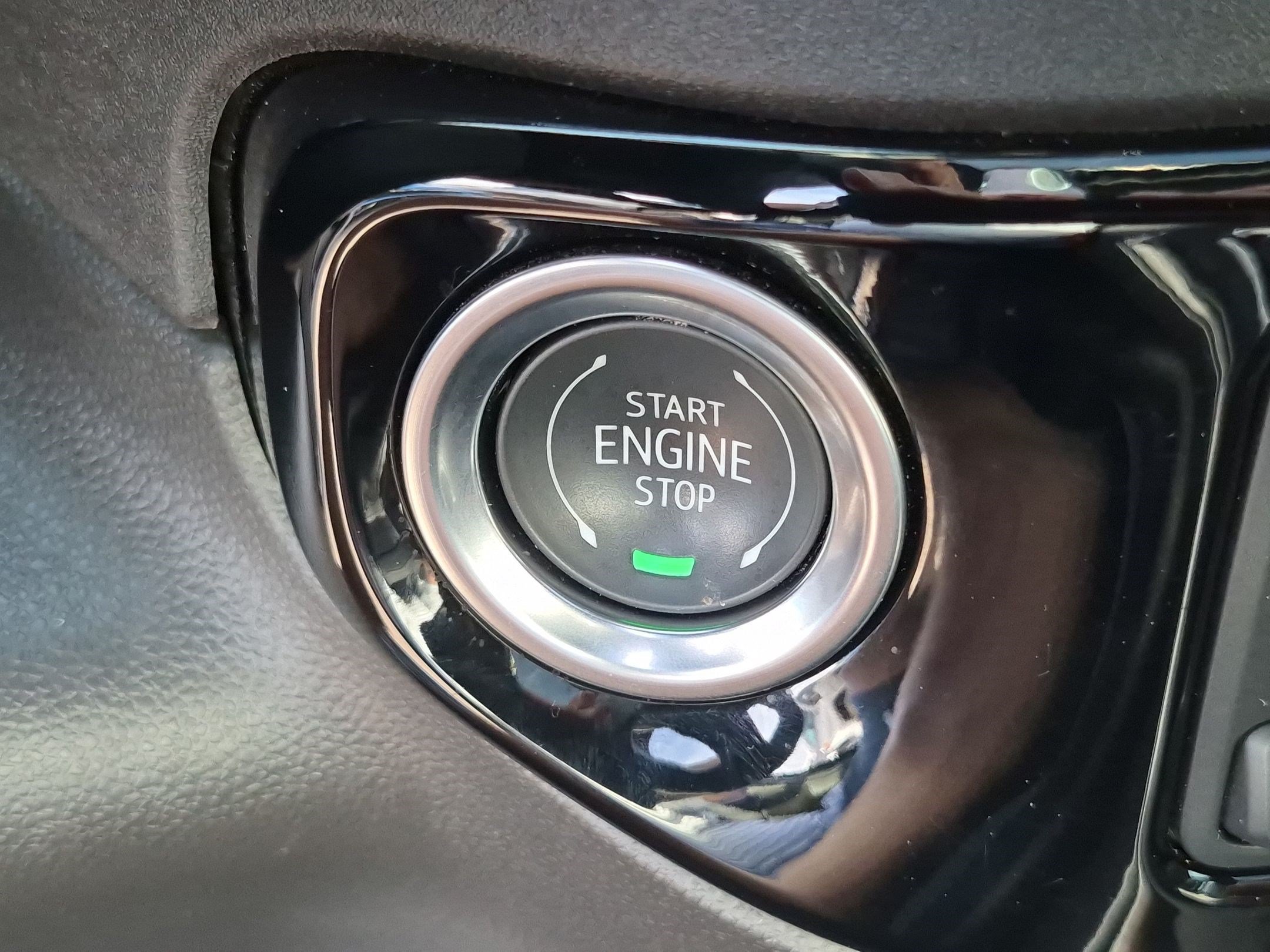 Used 2025 Black Chevrolet ZR2 image 20