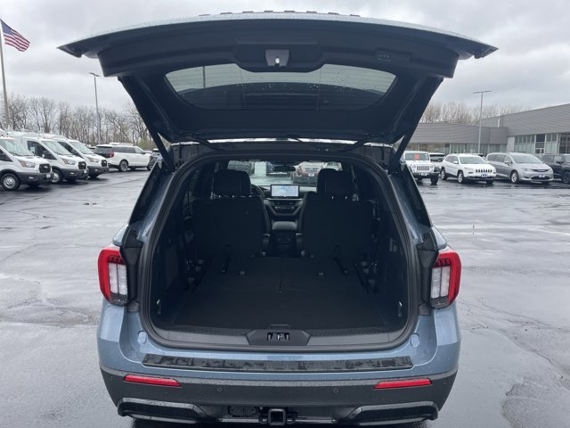 New 2026 Vapor Blue Metallic Ford ST-Line image 29