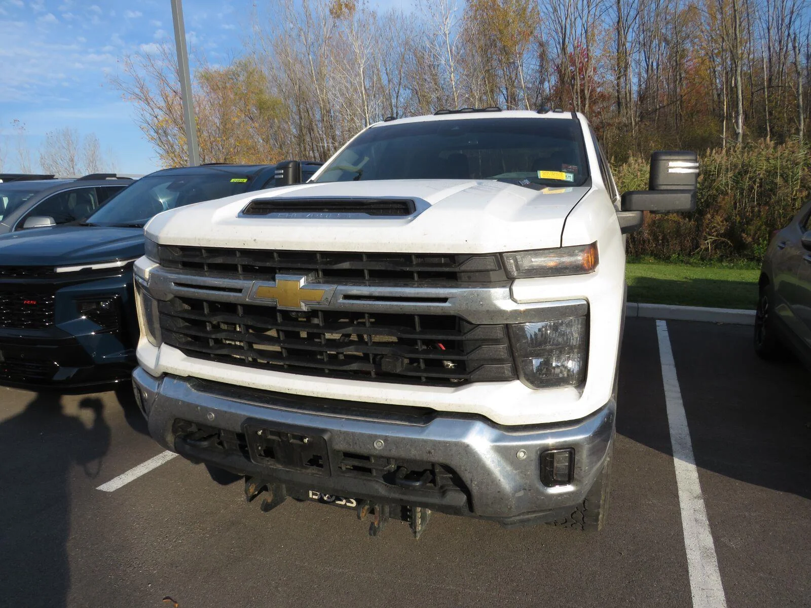 Used 2025  CHEVROLET TRUCK  image 5