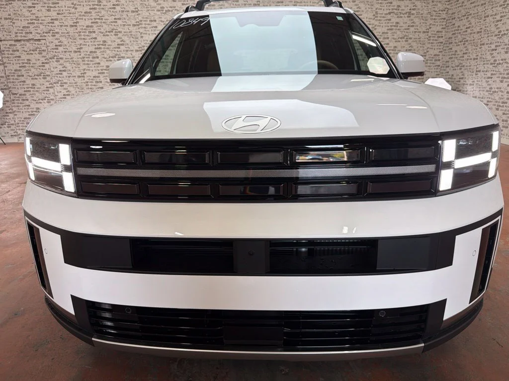 New 2027 Serenity White Hyundai Limited image 2