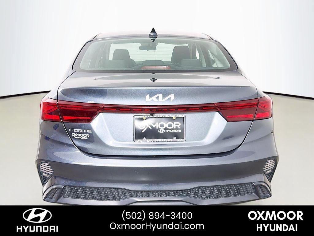 Used 2023 Gravity Gray Kia LXS image 6