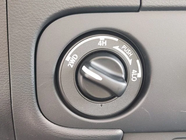 2026 Nissan Frontier SV - Photo 12