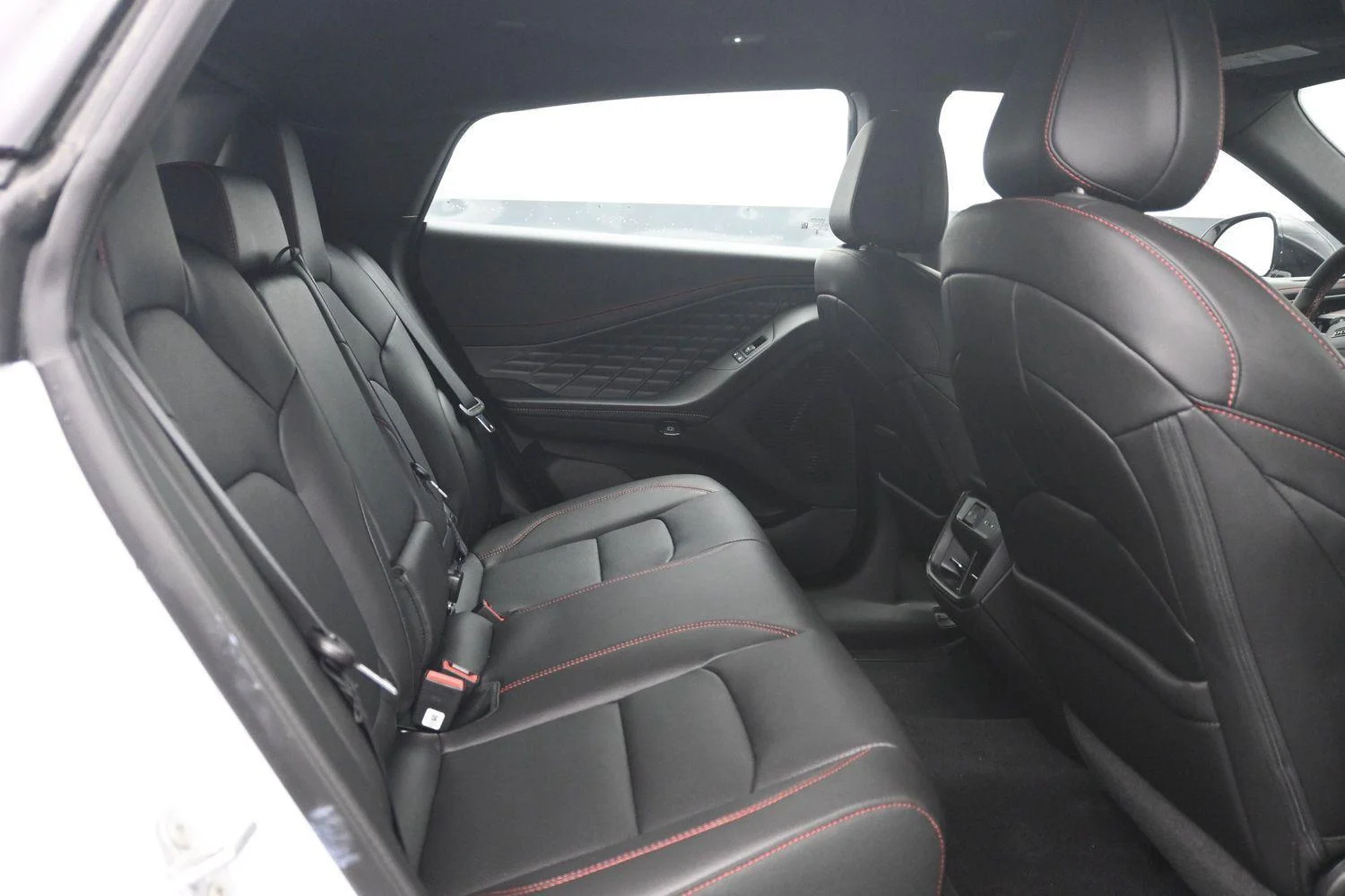 New 2026 White Knuckle Dodge R/T image 13