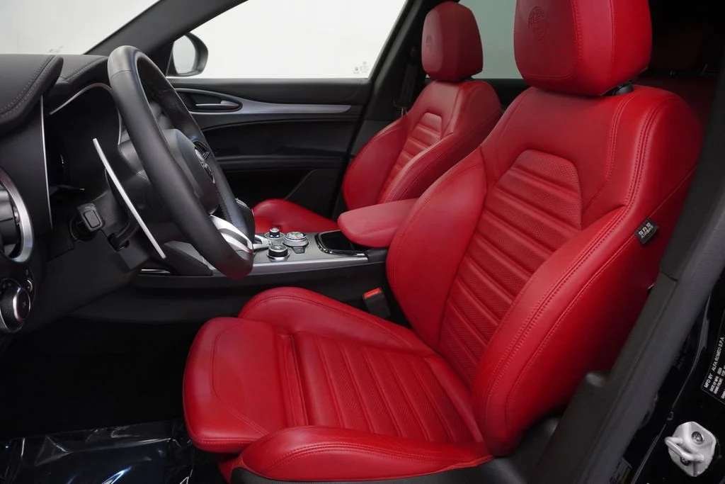 Used 2024 Black Alfa Romeo Veloce image 19
