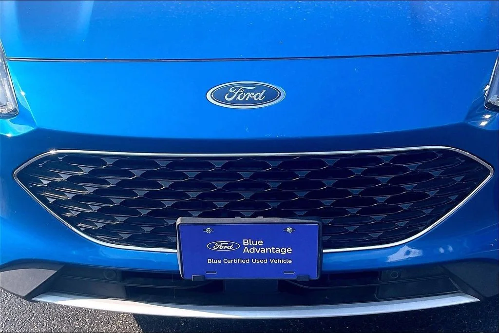 Used 2020 Blue Ford Titanium image 30