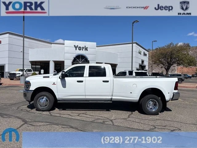 New 2026 Bright White Clear-Coat Exterior Paint RAM Tradesman image 1