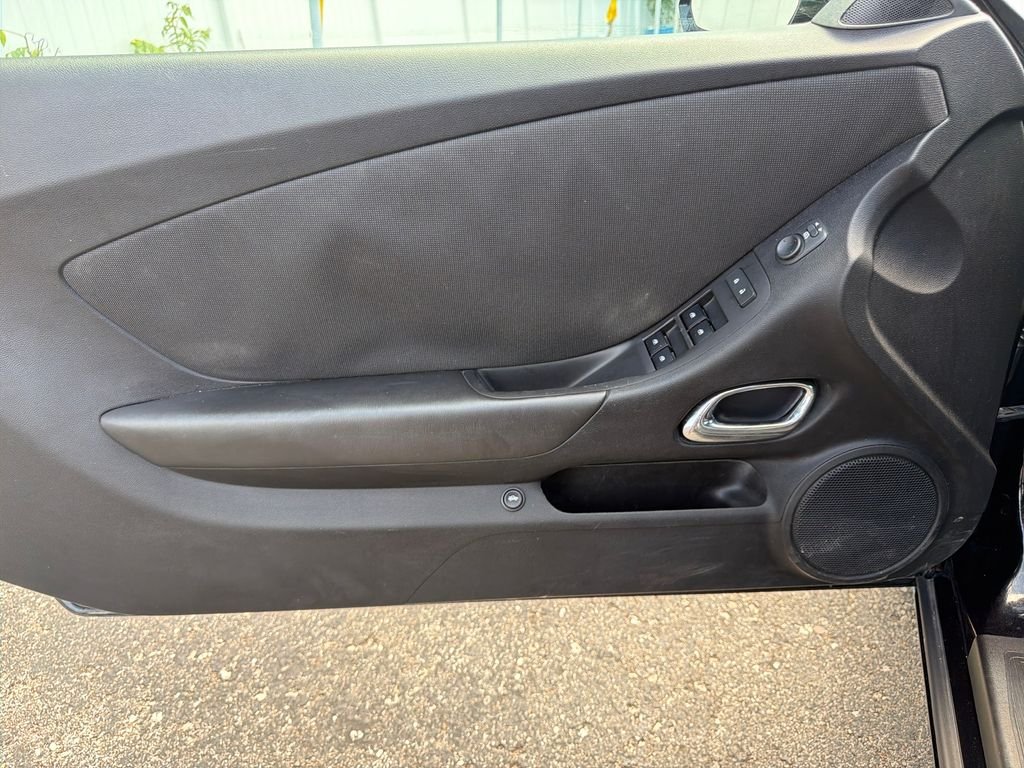 Used 2012 Black Chevrolet 1LT image 22