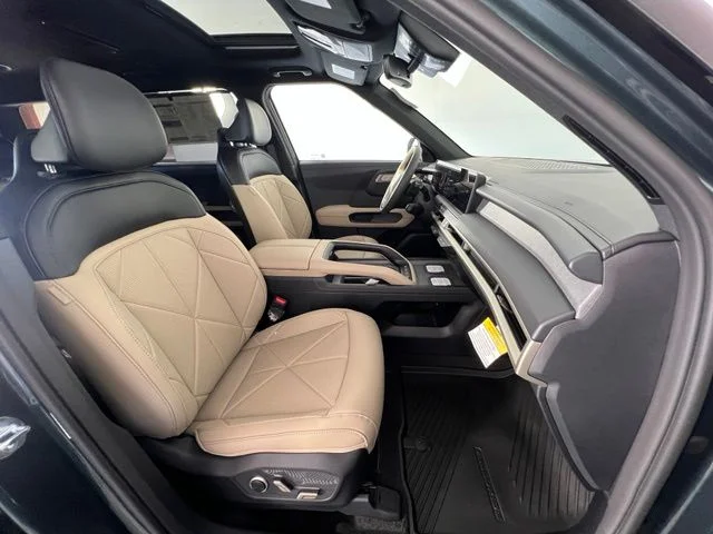 New 2027 Black Kia EX image 39