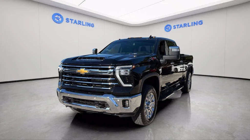 2025 Chevrolet Silverado 3500HD LTZ - Photo 17