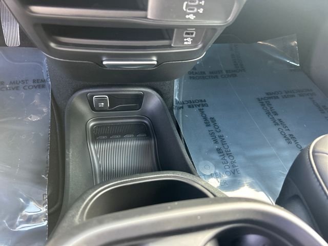 2026 Chrysler Pacifica Select - Photo 21