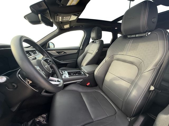 2025 Jaguar F-PACE R-Dynamic S - Photo 10