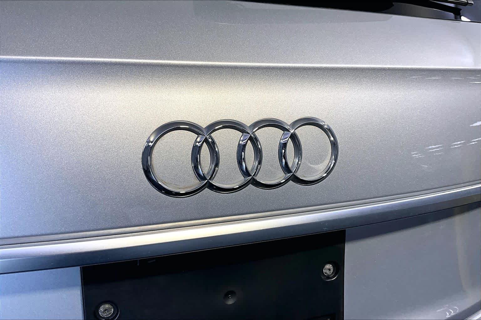 Used 2023 Florett Silver Metallic Audi Premium Plus image 33